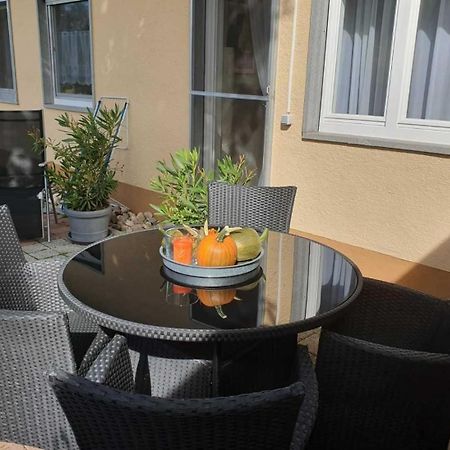 Ferienwohnung Rombachs Spatzennest ヘルボルツハイム エクステリア 写真